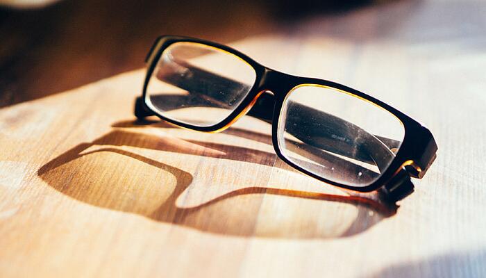 眼镜片1.56与1.61的区别 眼镜片1.56与1.61的区别是什么 眼镜片1.56与1.61的区别 眼镜片1.56与1.61的区别是什么