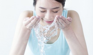 正确白醋洗脸方法（正确白醋洗脸方法视频）