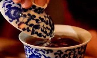 盖碗茶正确的喝法 盖碗茶正确的喝法姿势