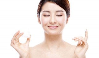 如何去鼻子上的黑头最有效方法 如何去鼻子上的黑头最有效方法图片