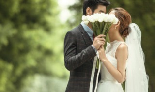 婚纱如何清洗 清洗婚纱小技巧