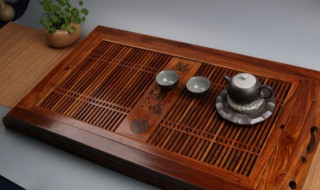 如何清洗茶盘（如何清洗茶盘里的茶垢）