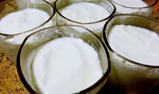 蜂蜜酸奶自制面膜 蜂蜜酸奶自制面膜的功效