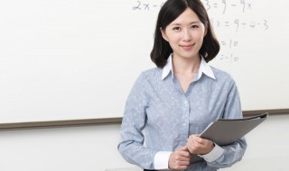 教师节应该送老师什么花（教师节应该送老师什么花表达对老师的敬意）