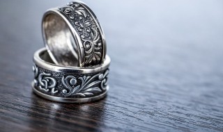 银饰除湿的方法 银饰除湿的方法视频