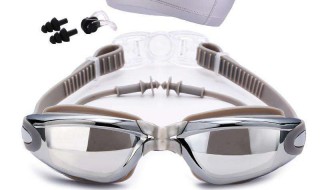 泳镜怎么解决起雾 泳镜上雾怎么办