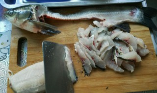 草鱼取鱼刺的简单方法 草鱼怎么去鱼刺