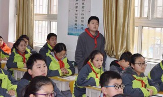 少年意气风发的诗句 赞美少年意气风发的诗句