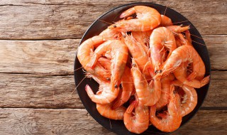 吃大虾可以喝酸奶吗（吃大虾可以喝酸奶吗?）