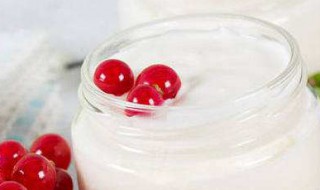 晚上不吃饭喝酸奶会胖吗 晚上不吃饭喝酸奶会胖吗减肥