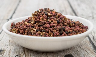 吃花椒的好处与坏处 喝花椒水有什么好处和坏处