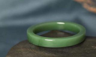 玉手镯怎么选择好坏 如何养玉