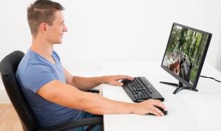 关于男生玩游戏的说说 关于男生玩游戏的说说搞笑