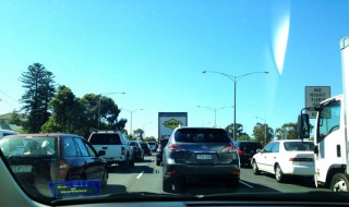 堵车的幽默说说 堵车的说说 朋友圈