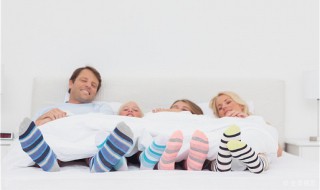 防止袜子顶破的窍门 防止袜子顶破的窍门走路姿势