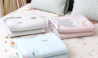 空调被怎么洗（空调被怎么洗正确）