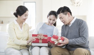 父亲节送爸爸礼物（父亲节送爸爸礼物的文案）