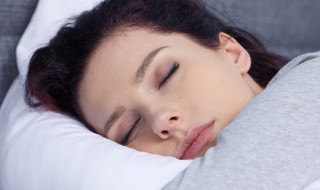 梦见蚕是什么意思（梦见蚕是什么意思原版周公解梦）