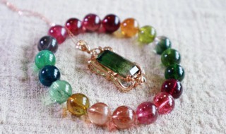 碧玺如何清洗（碧玺如何清洗保养）