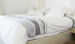 床垫尿渍如何清洗（床垫尿渍如何清洗掉）