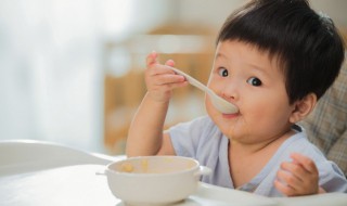 吃饭的时候应该注意哪些事情（吃饭的时候要注意什么）