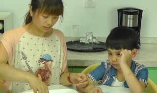 家庭科学小实验（家庭科学小实验100例简单）