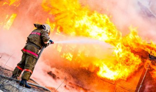 金属火灾是指什么 金属火灾是指什么类不得组织灭火