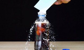 可乐加盐实验原理（可乐加盐实验原理是什么）