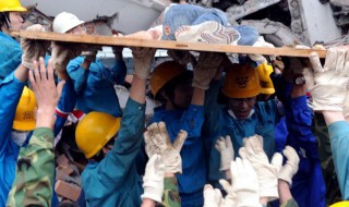 当地震来临时我们应该怎么做（当地震来临时我们应该怎么做英语）