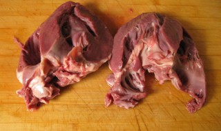 猪心如何清洗（猪心如何清洗比较干净）