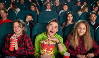 电影开场多久不能进场（电影开场多久不能进场电影迟到多久不能进）