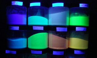 如何自制夜光粉（自制夜光颜料）