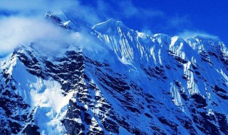 西岭雪山夏天有雪吗 西岭雪山这个季节有雪吗