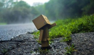 能让好友炸评论的说说（能让好友炸评论的说说 问句）