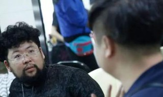 怎样瞬间把人逗笑（怎样瞬间把人逗笑的笑话）