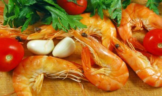 小的鲜虾怎么处理干净（小的虾怎么吃）
