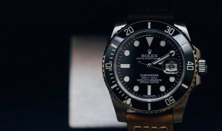 表带掉黑色的怎么处理（表带怎么会掉黑色）