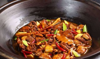 新买的铁锅怎么处理铁锈（新买的铁锅怎么处理铁锈呢）