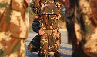 罗圈腿快速解决方法（罗圈腿非常严重怎样矫正站好）