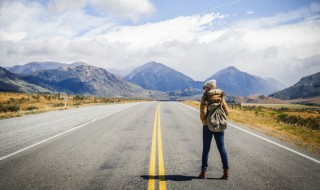 去旅游发朋友圈怎么说（带父母去旅游发朋友圈怎么说）