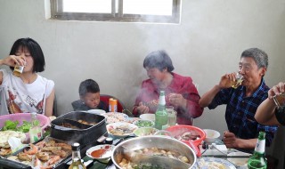 去朋友家做客带什么礼物 第一次去朋友家做客带什么礼物