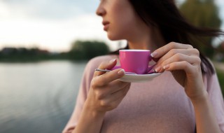 苦丁茶是属于什么茶（苦丁茶对男人性功能作用）