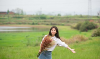 春游说说简单一句话 春游简短说说