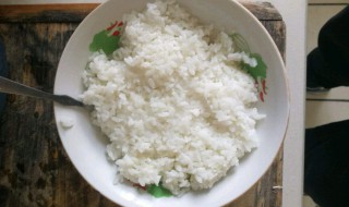 做米饭怎样放水 煮米饭怎么放水比例