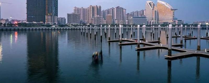 湛江北站设在哪里（湛江北站设在哪个位置）