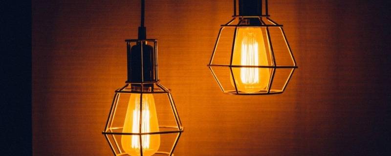 电灯的由来（电灯的由来简单介绍）