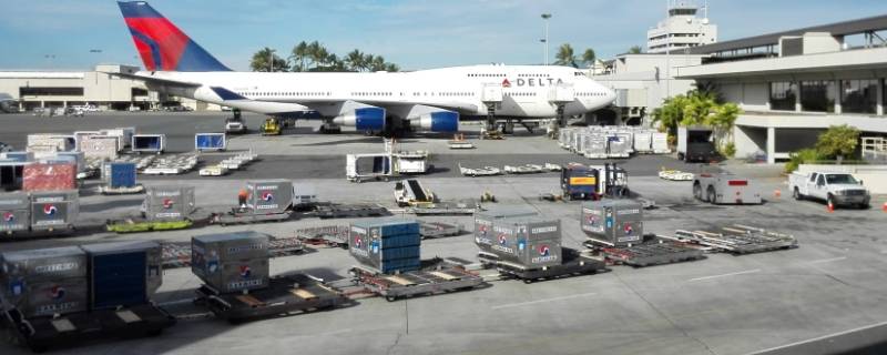 提前多久到机场 坐飞机提前几个小时到机场