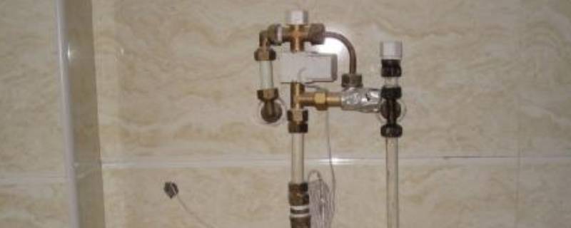 地下的自来水管冻了怎么办（埋在地下的自来水管冻了怎么办）