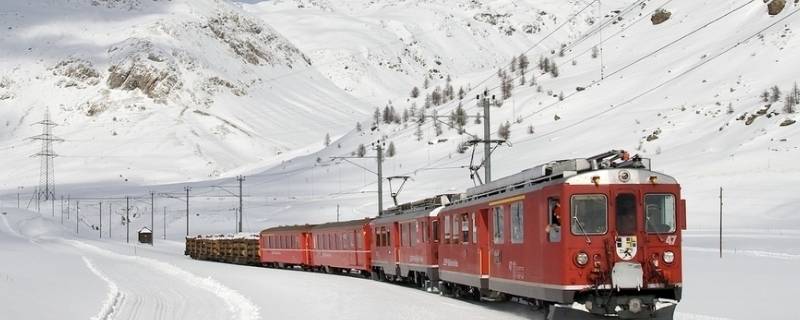 300ml雅漾大喷能上火车吗 50ml雅漾大喷能上火车吗