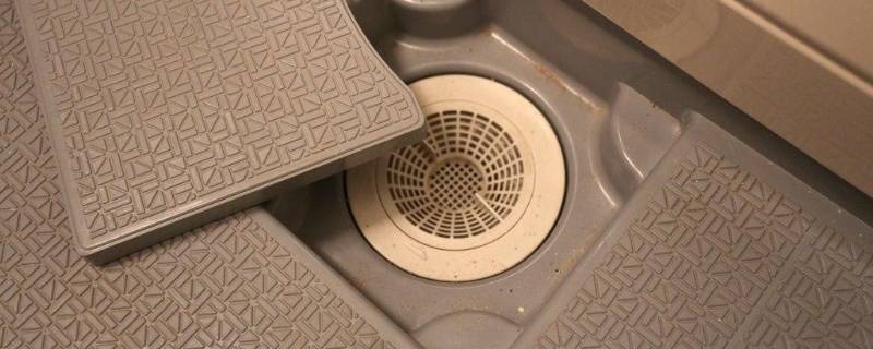 地漏冻了怎么解冻（地漏冻了怎么办）